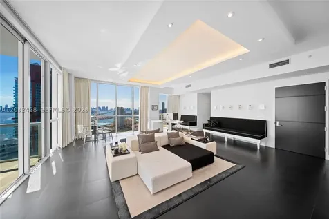 50 S Pointe Drive Miami Beach FL 33139