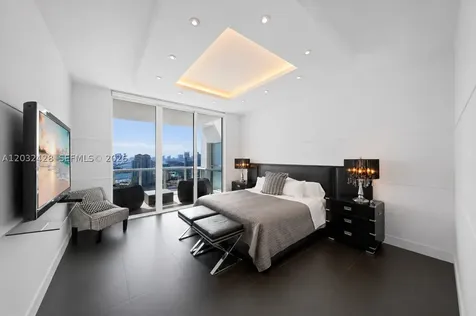 50 S Pointe Drive Miami Beach FL 33139