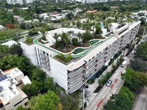 2200 Brickell Avenue Miami FL 33129