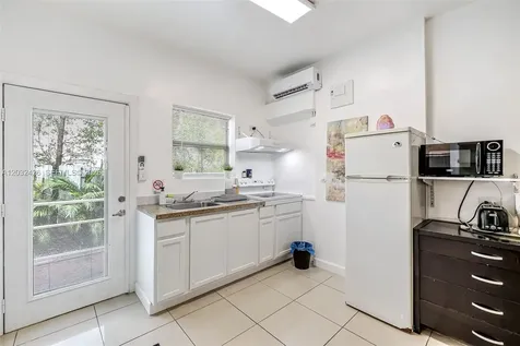 12085 W Dixie Highway Biscayne Park FL 33161
