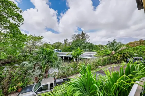 12085 W Dixie Highway Biscayne Park FL 33161
