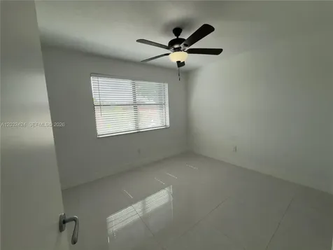 2500 W 67th Place Hialeah FL 33016