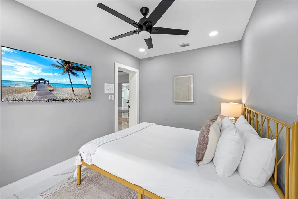 1030 SW 14th Terrace Fort Lauderdale FL 33312