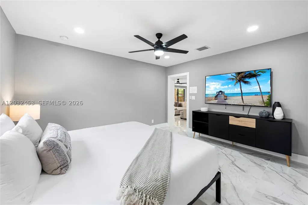 1030 SW 14th Terrace Fort Lauderdale FL 33312