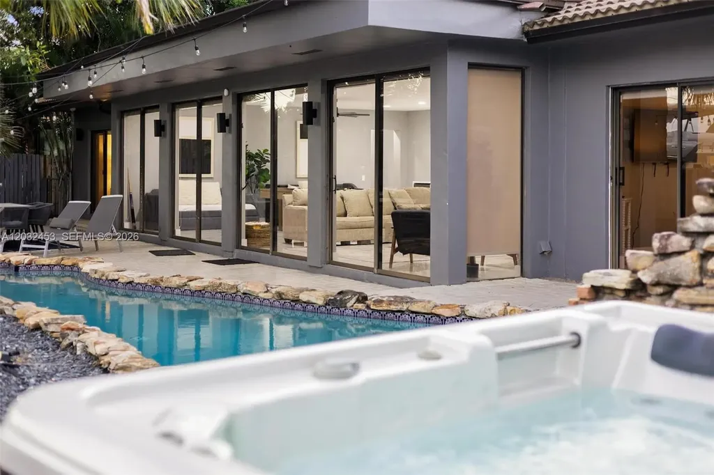 1030 SW 14th Terrace Fort Lauderdale FL 33312