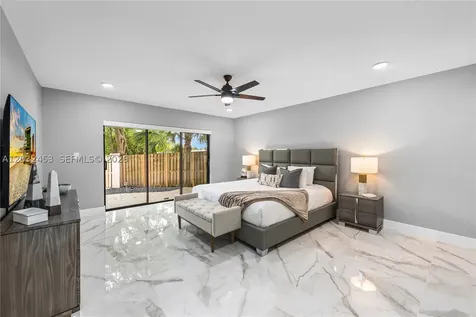 1030 SW 14th Terrace Fort Lauderdale FL 33312