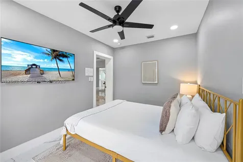 1030 SW 14th Terrace Fort Lauderdale FL 33312