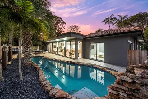 1030 SW 14th Terrace Fort Lauderdale FL 33312