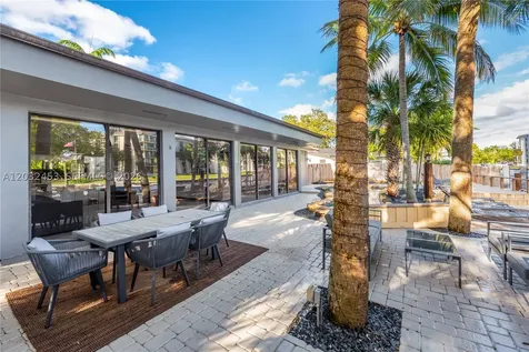1030 SW 14th Terrace Fort Lauderdale FL 33312