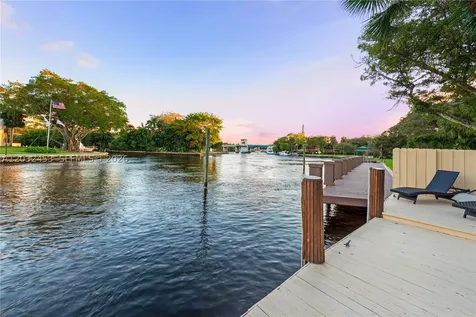 1030 SW 14th Terrace Fort Lauderdale FL 33312