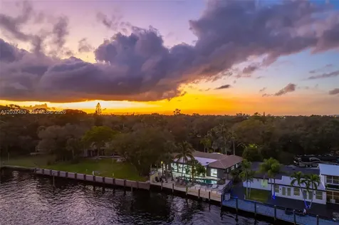 1030 SW 14th Terrace Fort Lauderdale FL 33312