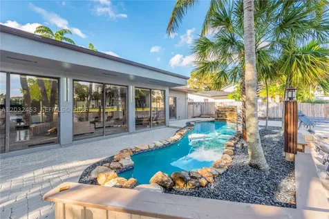 1030 SW 14th Terrace Fort Lauderdale FL 33312