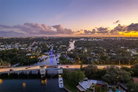 1030 SW 14th Terrace Fort Lauderdale FL 33312