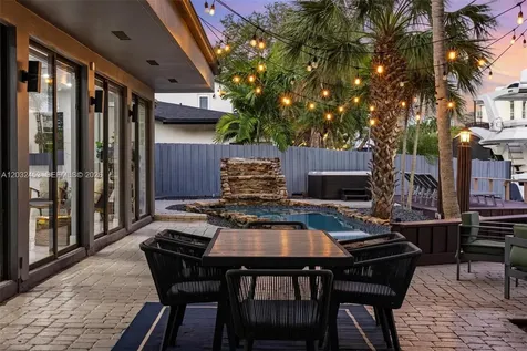1030 SW 14th Terrace Fort Lauderdale FL 33312
