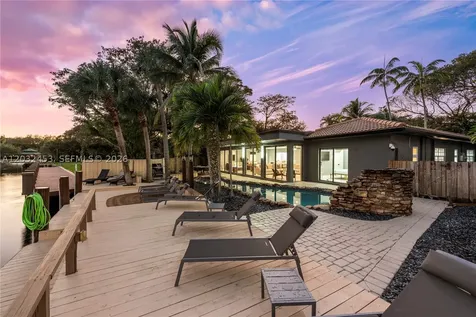 1030 SW 14th Terrace Fort Lauderdale FL 33312
