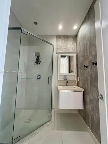 6440 NW 103rd Passage Doral FL 33178