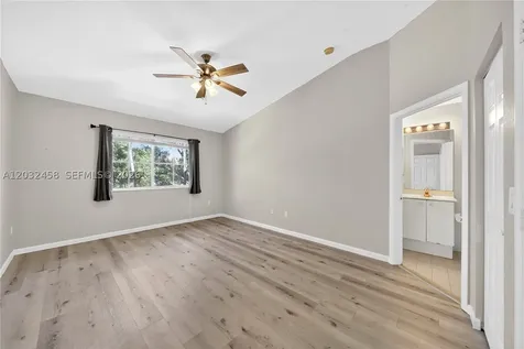 2827 SW 83rd Terrace Miramar FL 33025