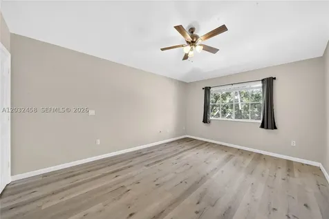 2827 SW 83rd Terrace Miramar FL 33025