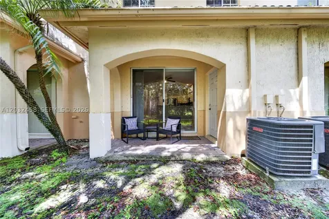 2827 SW 83rd Terrace Miramar FL 33025