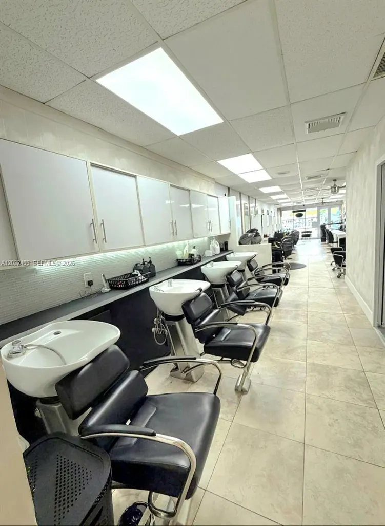 4237 Hollywood Boulevard Hollywood FL 33021