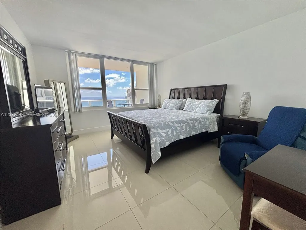 3505 S Ocean Drive Hollywood FL 33019