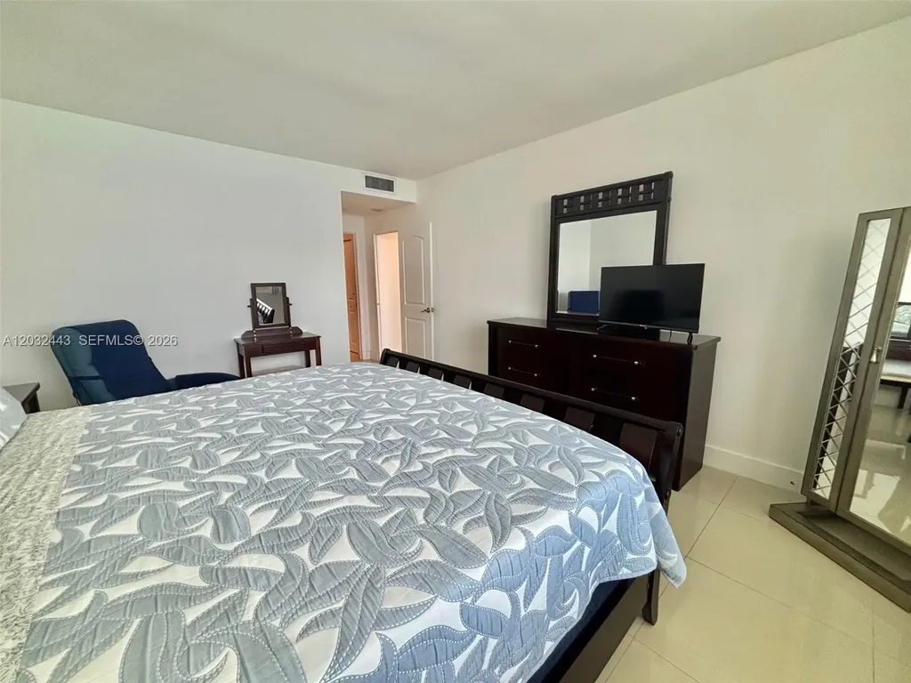 3505 S Ocean Drive Hollywood FL 33019