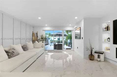 2115 NE 123rd Street North Miami FL 33181