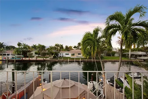 2115 NE 123rd Street North Miami FL 33181