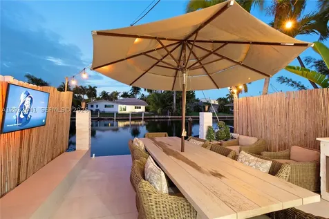 2115 NE 123rd Street North Miami FL 33181