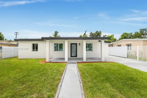 3260 NW 95th Terrace Miami FL 33147