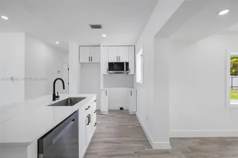 3260 NW 95th Terrace Miami FL 33147