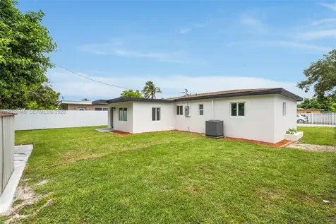 3260 NW 95th Terrace Miami FL 33147
