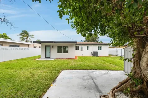 3260 NW 95th Terrace Miami FL 33147