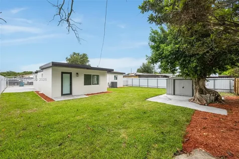 3260 NW 95th Terrace Miami FL 33147