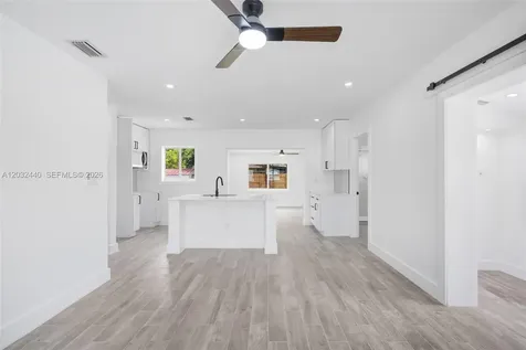 3260 NW 95th Terrace Miami FL 33147