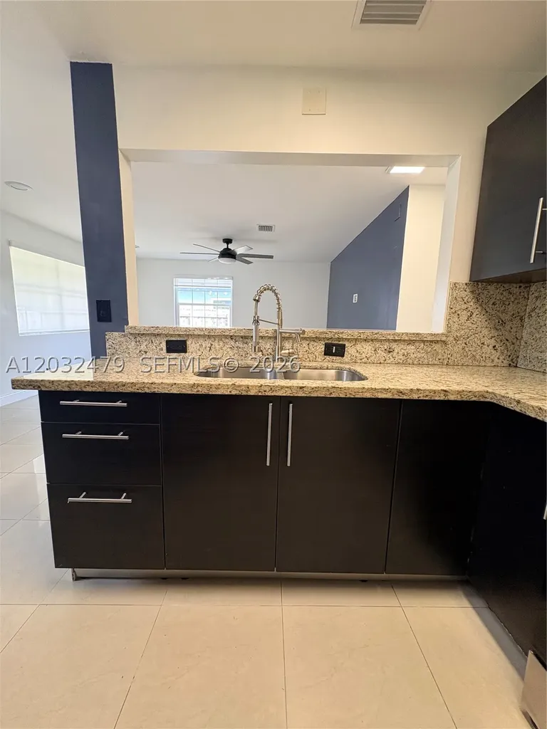 1116 N 61st Avenue Hollywood FL 33024