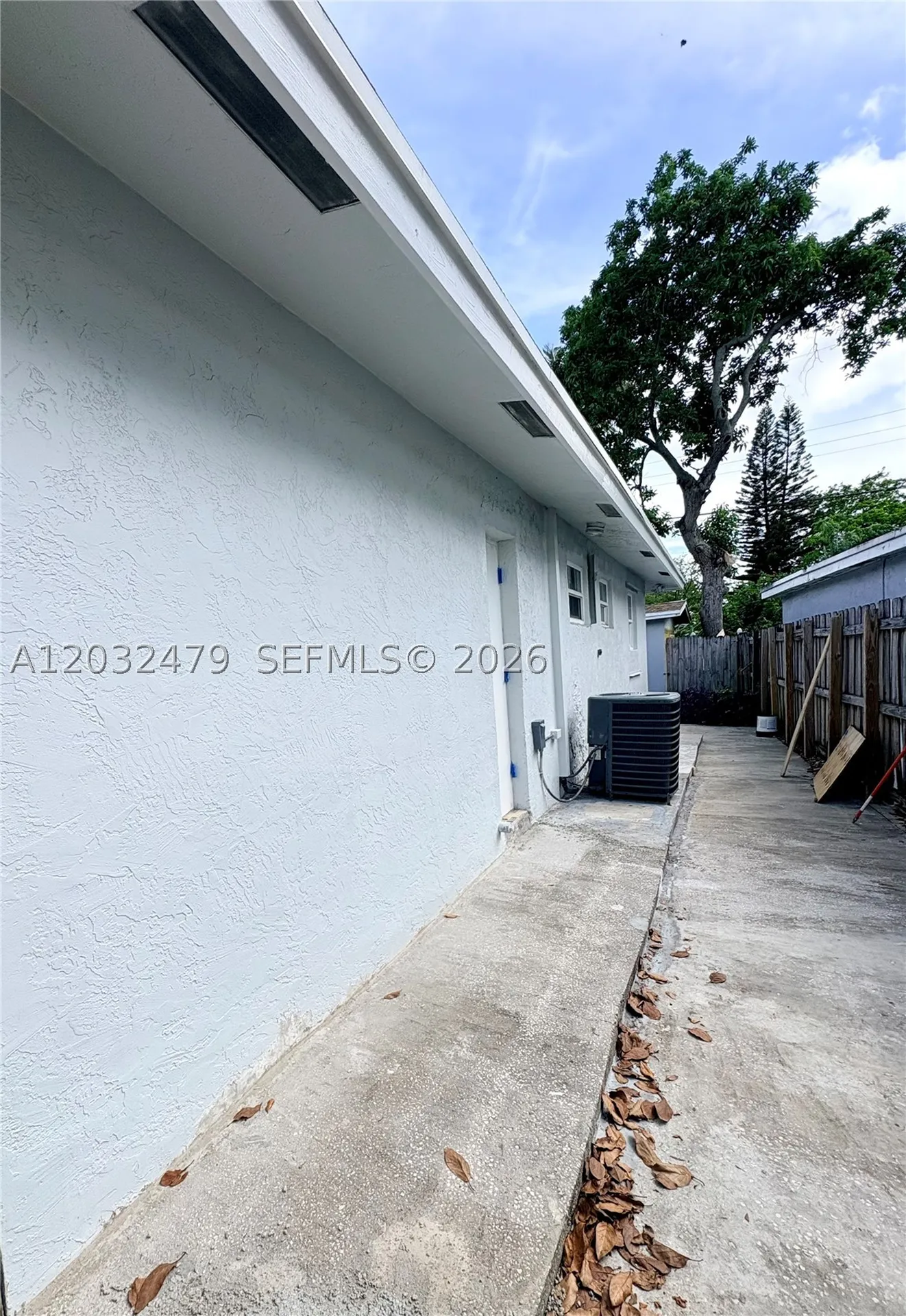 1116 N 61st Avenue Hollywood FL 33024