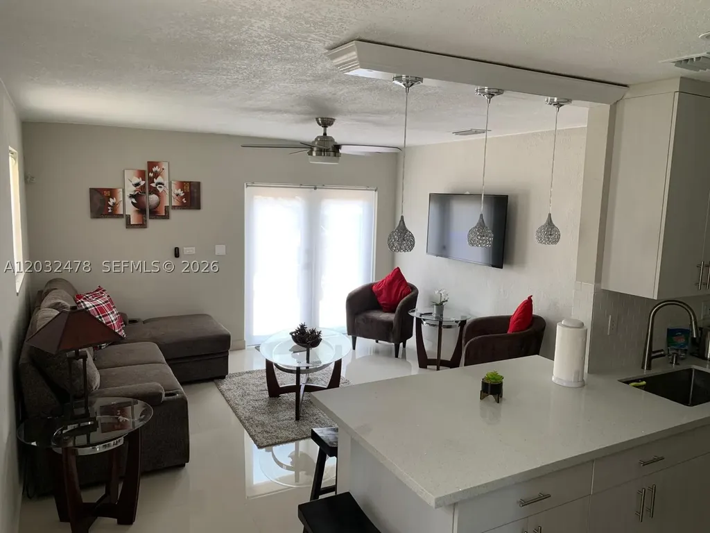 1630 N 68th Avenue Hollywood FL 33024