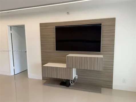 3300 NE 192nd Street Aventura FL 33180