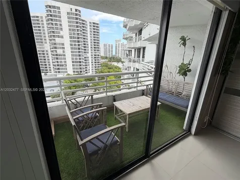 3300 NE 192nd Street Aventura FL 33180