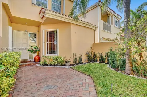 3718 NE 208th Street Aventura FL 33180