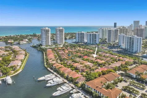 3718 NE 208th Street Aventura FL 33180