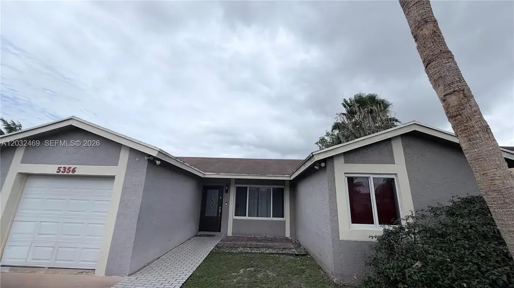 5356 NW 93rd Terrace Sunrise FL 33351