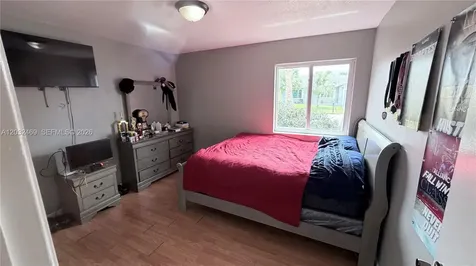 5356 NW 93rd Terrace Sunrise FL 33351