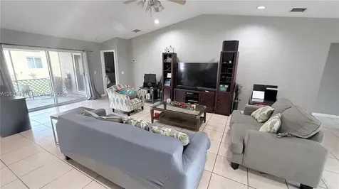 5356 NW 93rd Terrace Sunrise FL 33351