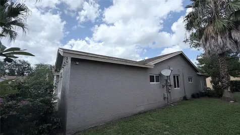 5356 NW 93rd Terrace Sunrise FL 33351