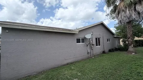 5356 NW 93rd Terrace Sunrise FL 33351