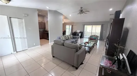 5356 NW 93rd Terrace Sunrise FL 33351