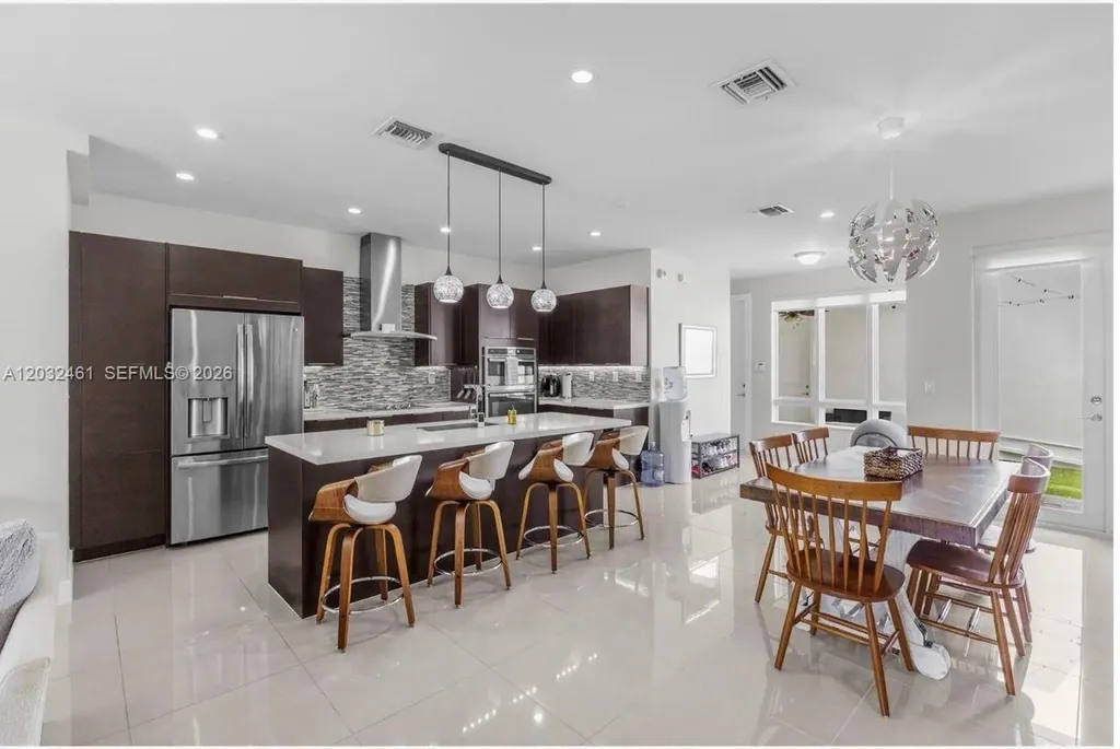 6440 NW 103rd Passage Doral FL 33178
