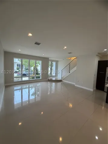 6440 NW 103rd Passage Doral FL 33178